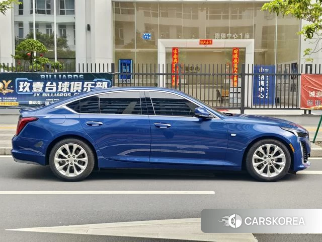 Cadillac CT5 2020 Синий из Китая