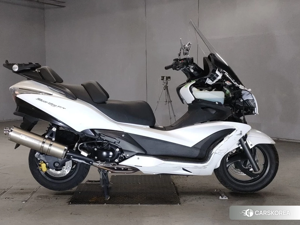 Проданный Honda SILVER WING 400 GT 2010 из Японии