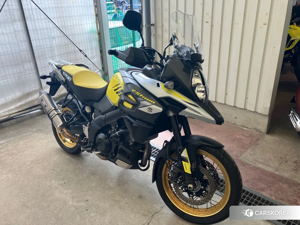 Проданный Suzuki V-STROM DL1000 ABS 2019 из Японии, фото 2