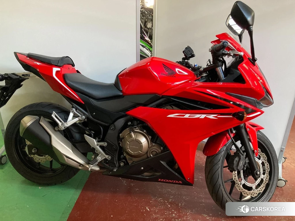 Проданный Honda CBR400R ABS 2016 из Японии