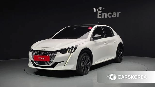 Peugeot e-208 second Generation 2023 Белый из Кореи