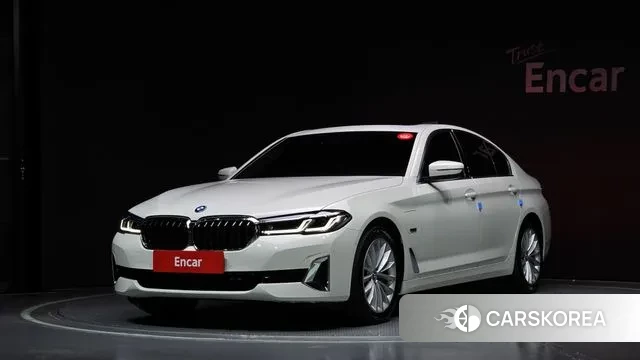 BMW 5 Series (G30) 2022 Белый из Кореи