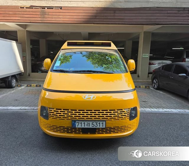 Hyundai Staria 2025 Желтый из Кореи