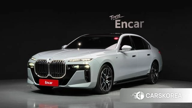BMW 7 Series (G70) 2023 Серый из Кореи