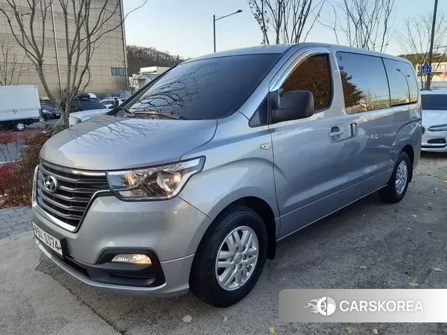 Hyundai The New Grand Starex 2020 Серебристо-серый из Кореи