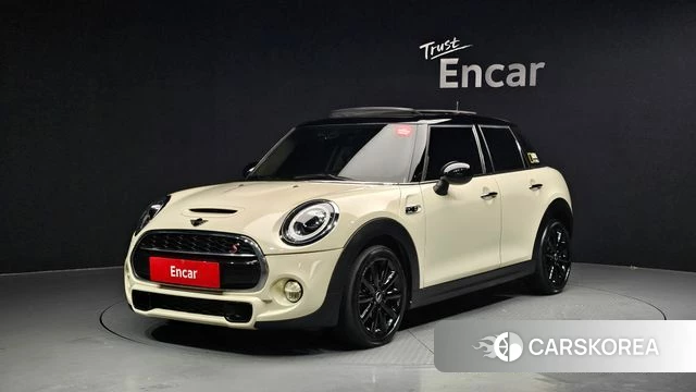 Mini Cooper S 2019 Жемчужный цвет из Кореи
