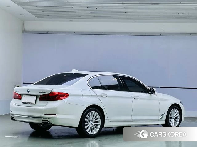 BMW 5 series id 3888949 из Китая