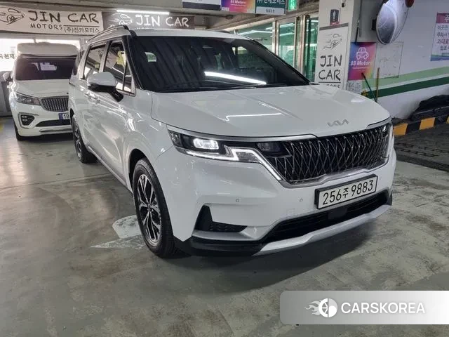 Kia Carnival 4th generation 2023 Белый из Кореи