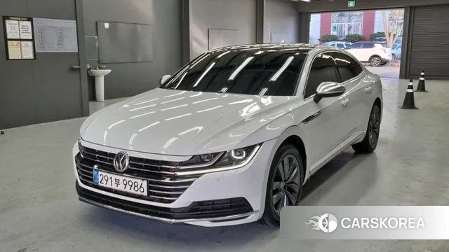 Volkswagen Arteon 2020 Белый из Кореи