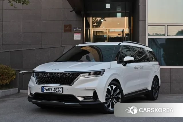 Kia Carnival 4th generation 2021 Белый из Кореи