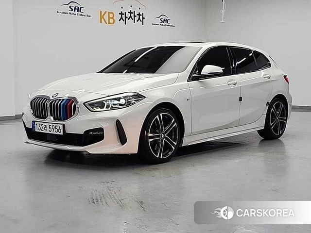 BMW 1 Series (F40) 2021 Белый из Кореи