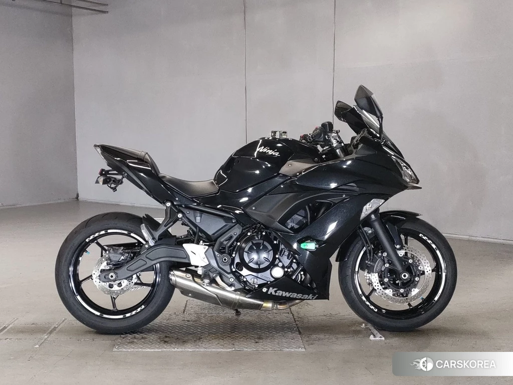 Проданный Kawasaki NINJA 650 id 4166289 из Японии