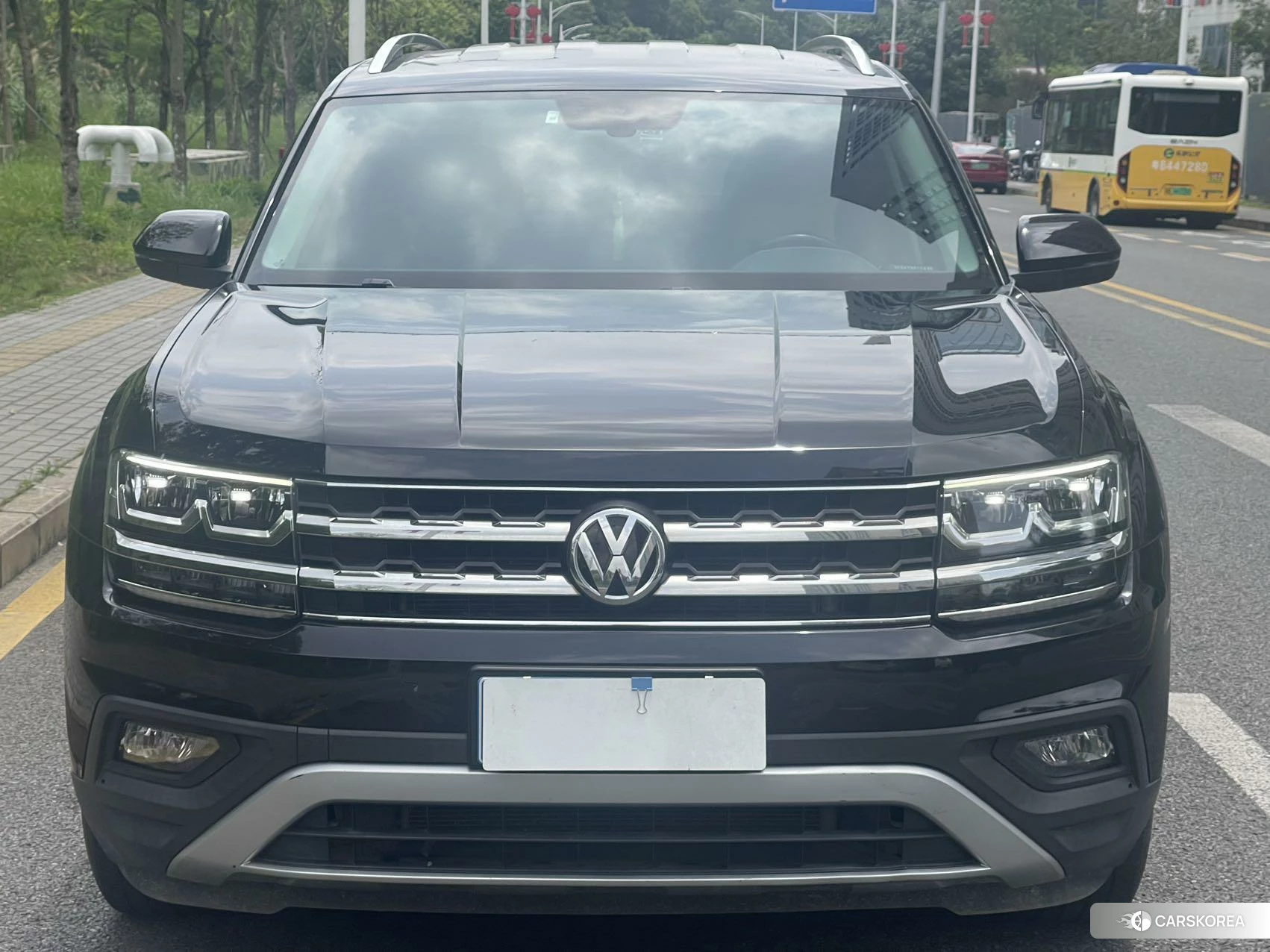 Volkswagen Tourang 2020 Темно-серый из Китая