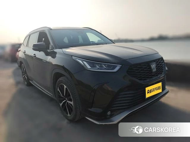 Toyota Crown Lufang 2022 Черный из Китая