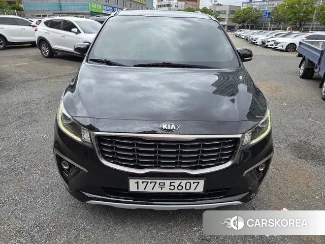 Kia The New Carnival 2018 Черный из Кореи