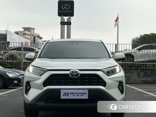 Toyota RAV4 Rongfang 2025 Белый из Китая