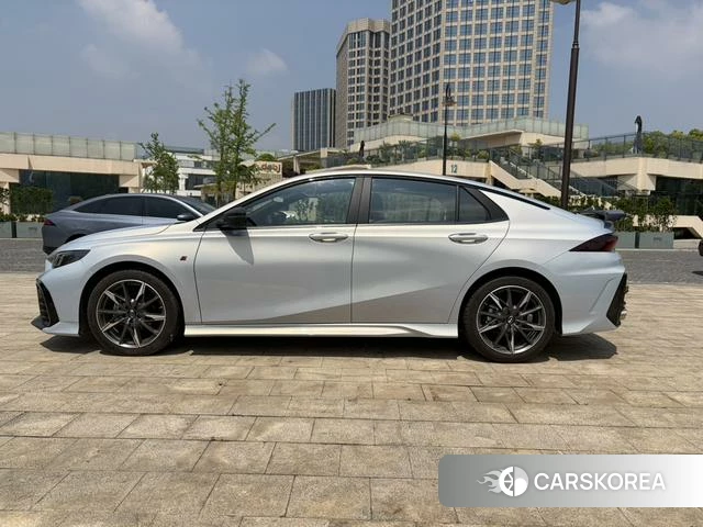 GAC Trumpchi Shadow Leopard 2025 Серебристо-серый из Китая