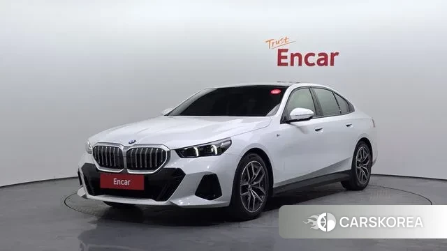 BMW 5 Series (G60) 2024 Белый из Кореи