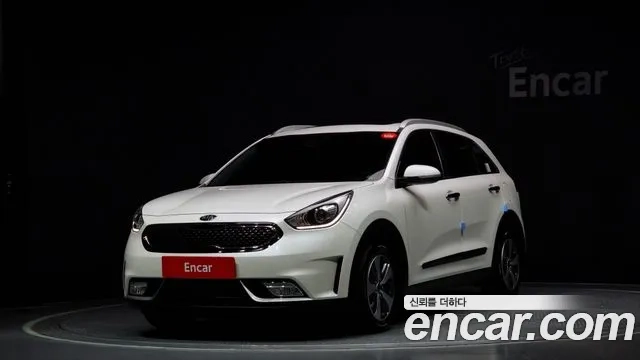 Kia Niro 2018 Белый из Кореи