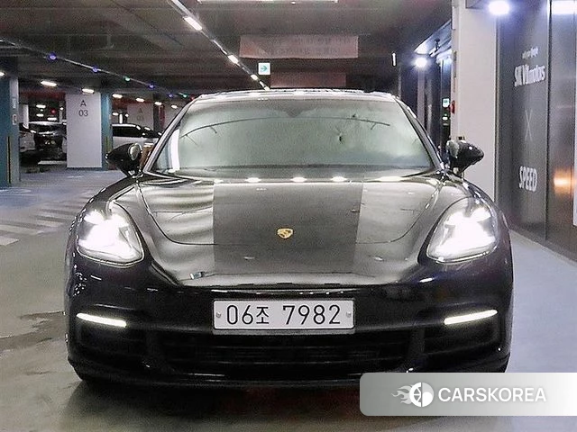Porsche Panamera (971) 2019 Черный из Кореи