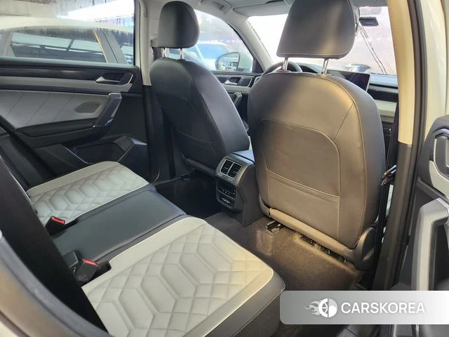 Volkswagen Tanyue 2023 Белый из Китая