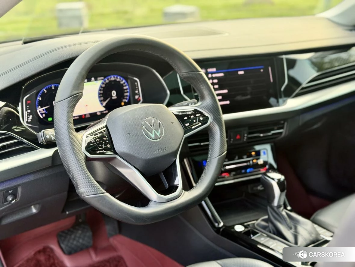 Volkswagen Passat 2021 Черный из Китая