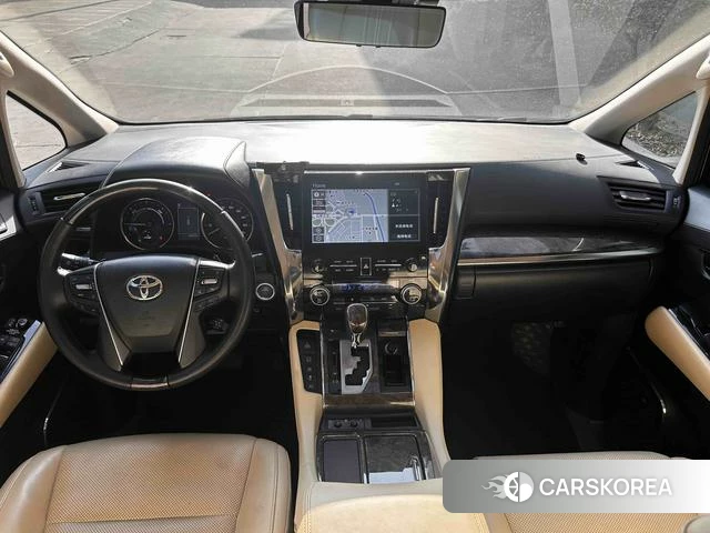 Toyota Elfa 2022 Черный из Китая