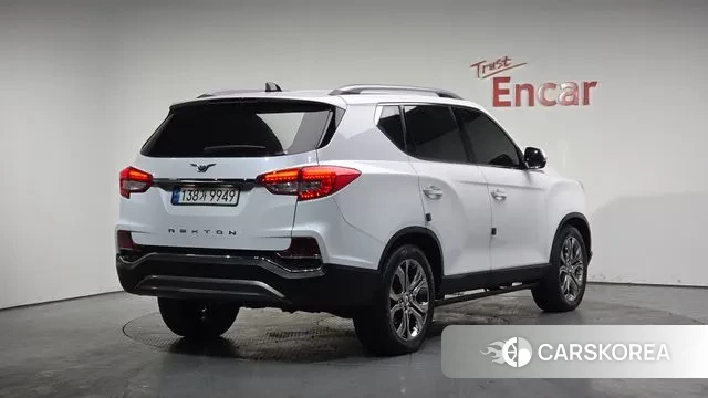Ssangyong G4 Rexton 2020 Белый из Кореи