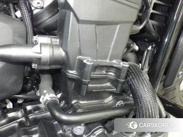 Engine photo