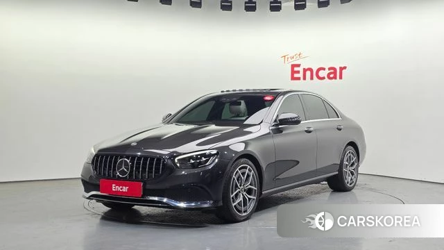 Mercedes-Benz E-Class W213 2021 Серый из Кореи
