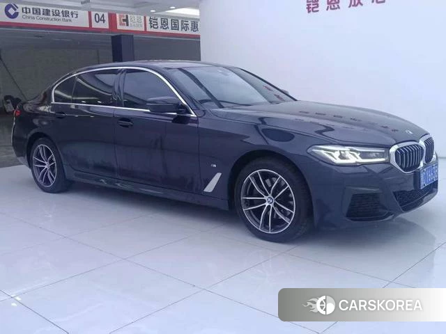 BMW 5 series 2022 Черный из Китая