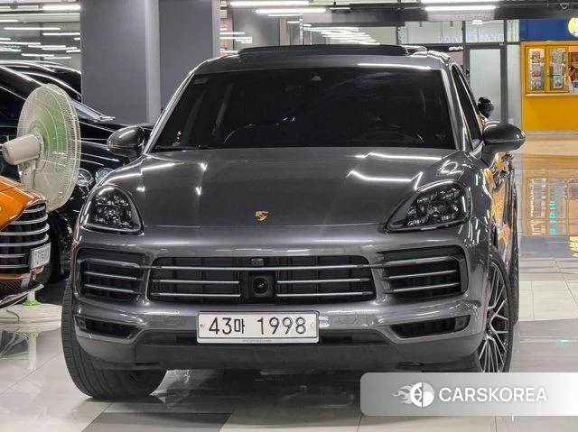 Porsche Cayenne (PO536) 2019 Серый из Кореи