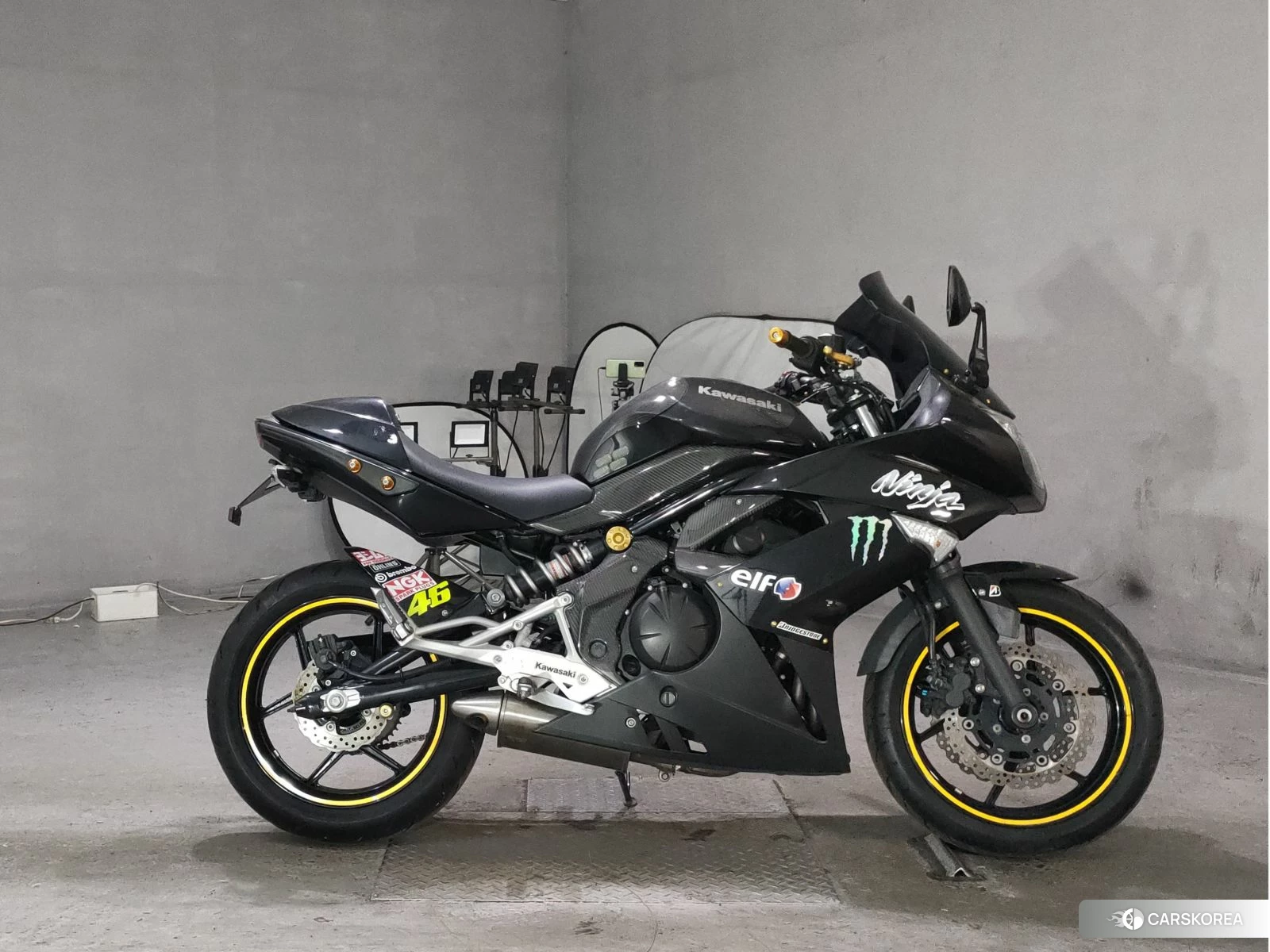 Kawasaki NINJA 400R 2011 из Японии, фото 2