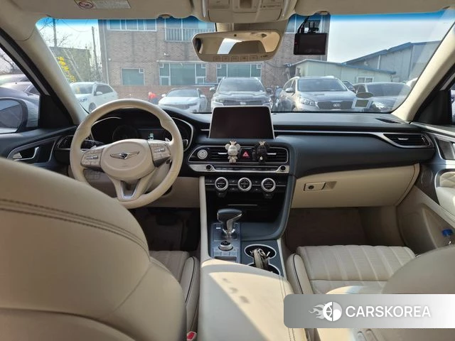 Genesis G70 2018 Белый из Кореи