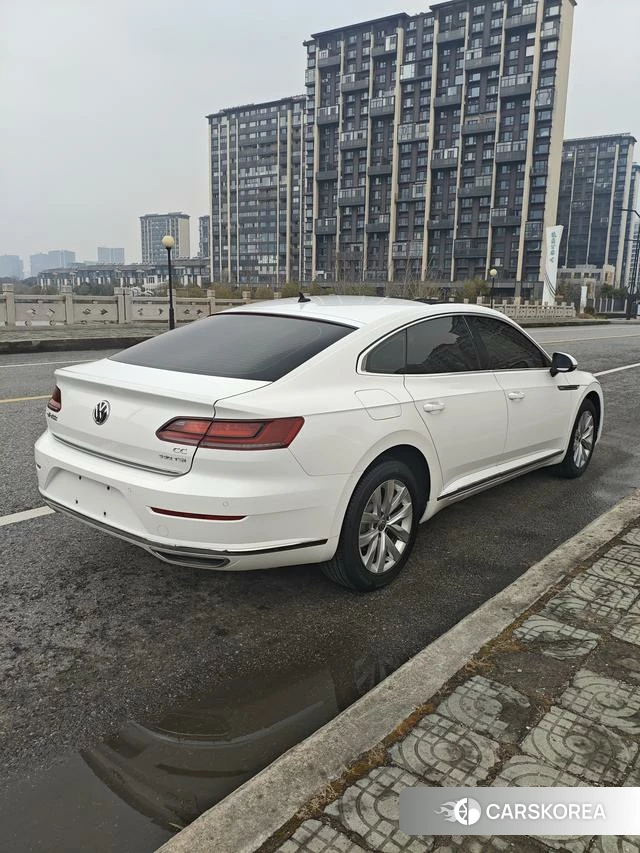 Volkswagen CC 2021 Белый из Китая