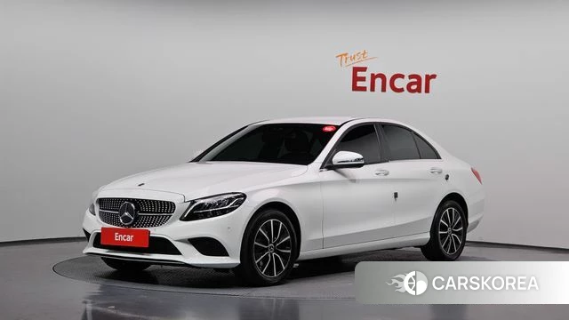 Mercedes-Benz C-Class W205 2019 Белый из Кореи