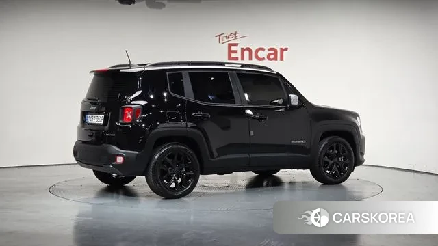 Jeep Renegade 2022 Черный из Кореи
