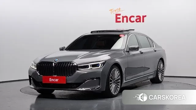 BMW 7 Series (G11) 2021 Серебристо-серый из Кореи