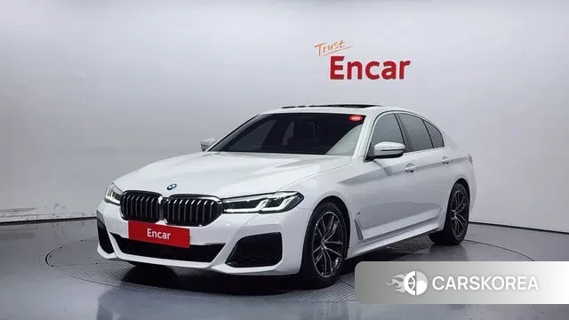 BMW 5 Series (G30) 2023 Белый из Кореи