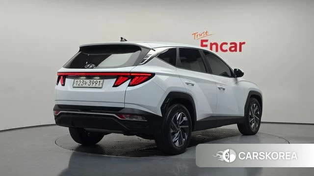 Hyundai Tucson (NX4) 2021 Белый из Кореи