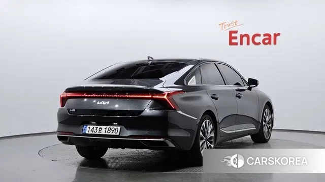 Kia K8 2022 Серый из Кореи