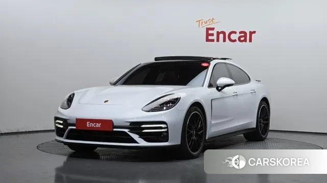 Porsche Panamera (971) 2023 Белый из Кореи