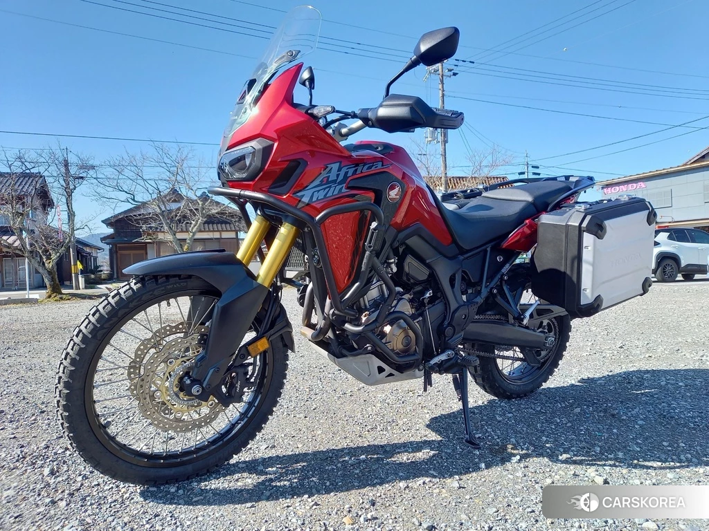 Проданный Honda CRF1000L AFRICA TWIN 2018 из Японии