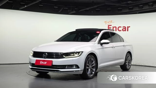 Volkswagen Passat GT (B8) 2018 Белый из Кореи