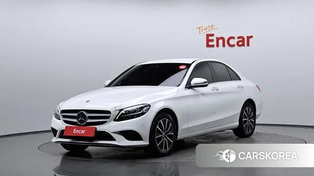 Mercedes-Benz C-Class W205 2019 Белый из Кореи
