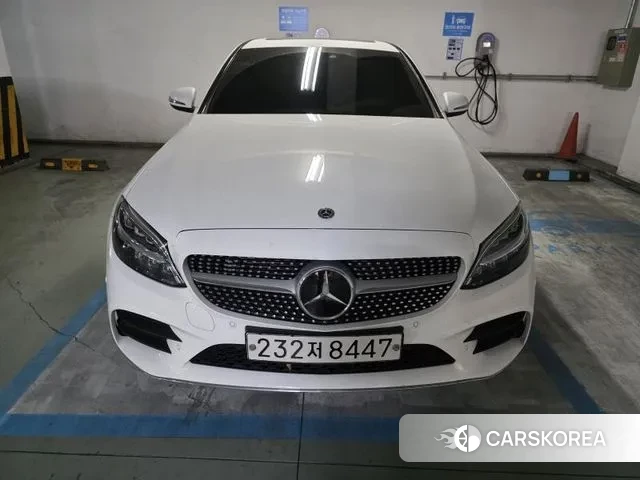 Mercedes-Benz C-Class W205 2020 Белый из Кореи