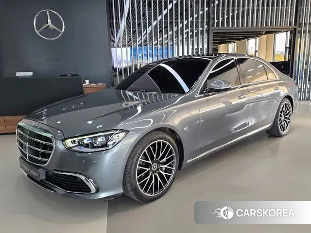 Mercedes-Benz S-Class W223 2023 Серебристо-серый из Кореи