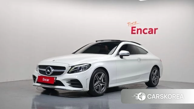Mercedes-Benz C-Class W205 2020 Белый из Кореи