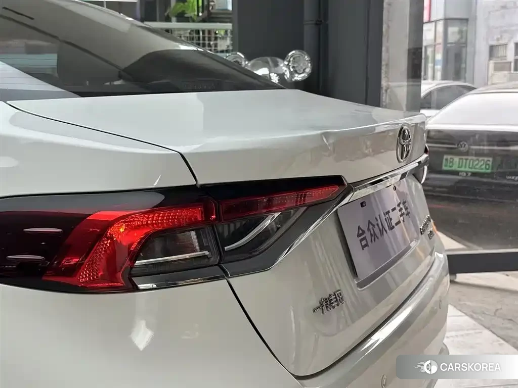 Toyota Corolla id 4654617 из Китая