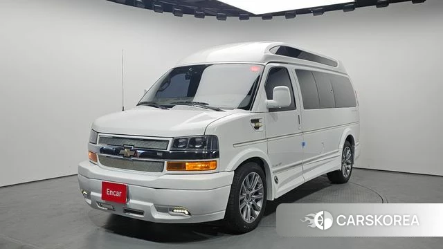 Chevrolet Express Van 2019 Белый из Кореи